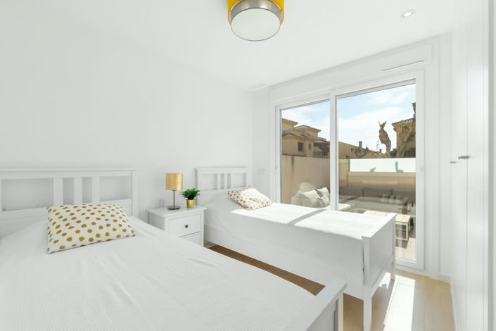Image No.17-3 Bed Villa for sale