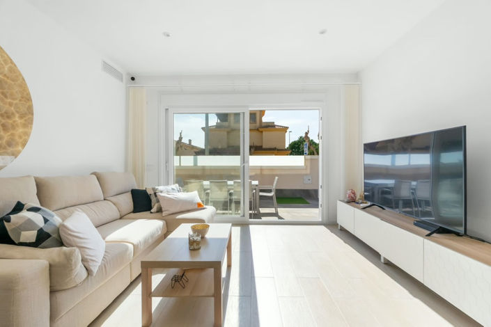 Image No.4-3 Bed Villa for sale