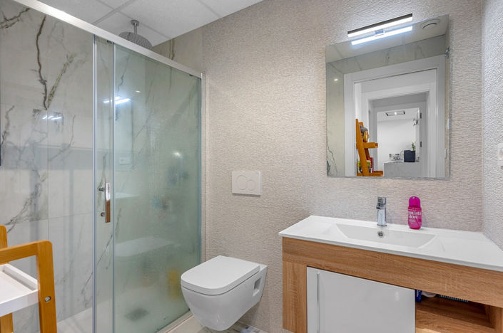 Image No.19-2 Bed Apartment for sale