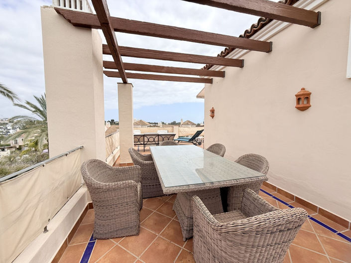 Image No.20-4 Bed Townhouse for sale