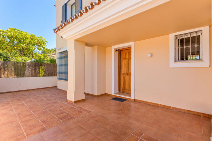Image No.29-3 Bed Townhouse for sale