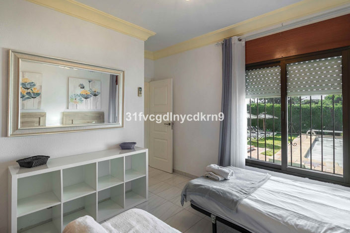 Image No.27-5 Bed Villa for sale