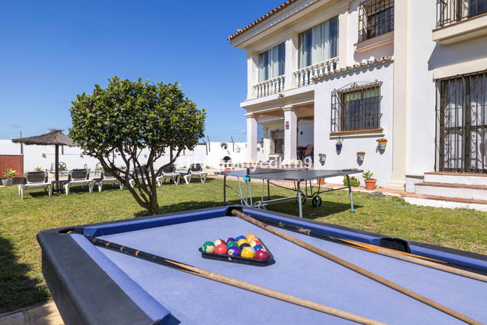Image No.28-5 Bed Villa for sale