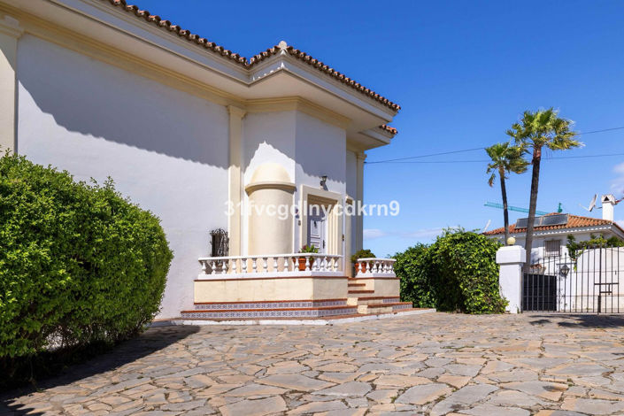 Image No.7-5 Bed Villa for sale