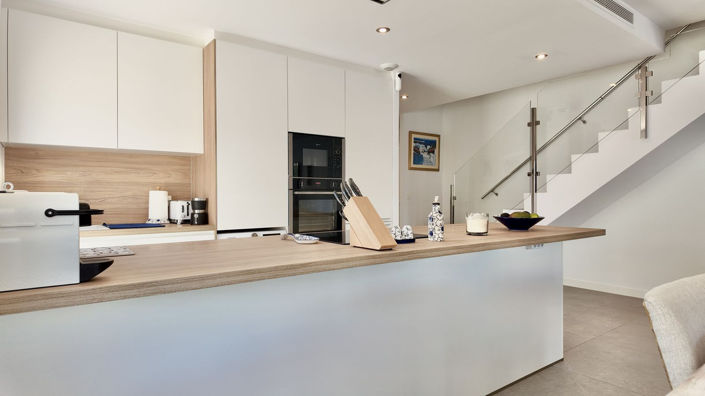 Image No.19-4 Bed Semi-Detached for sale