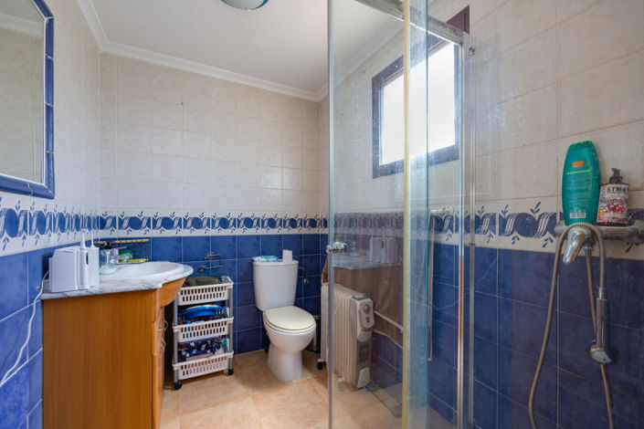 Image No.23-3 Bed Townhouse for sale