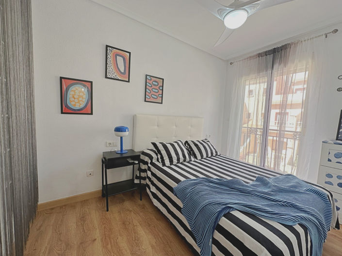 Image No.18-3 Bed Townhouse for sale