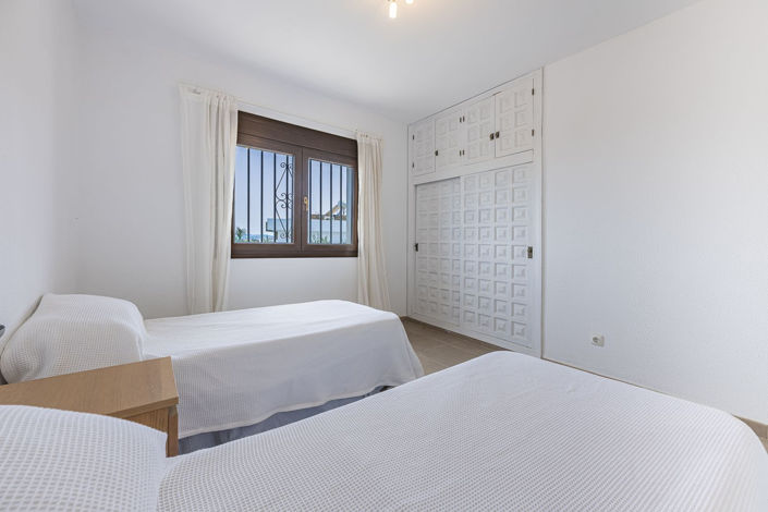 Image No.53-4 Bed Villa for sale