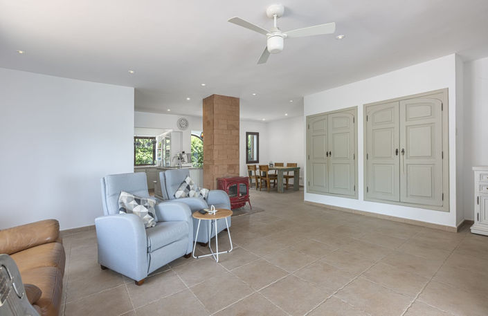 Image No.56-4 Bed Villa for sale