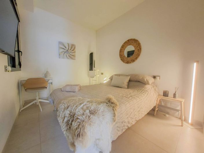 Image No.8-3 Bed Villa for sale