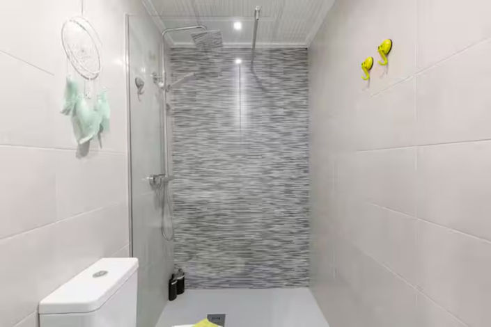 Image No.18-2 Bed Apartment for sale