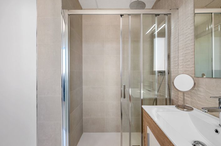 Image No.19-2 Bed Apartment for sale