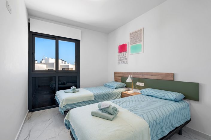 Image No.20-2 Bed Apartment for sale