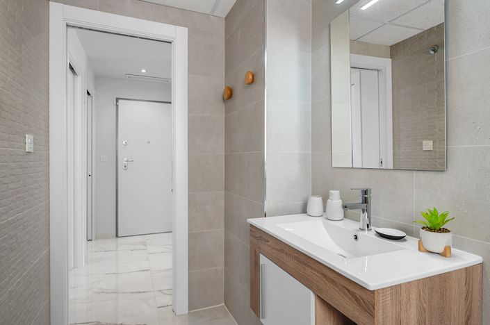 Image No.22-2 Bed Apartment for sale