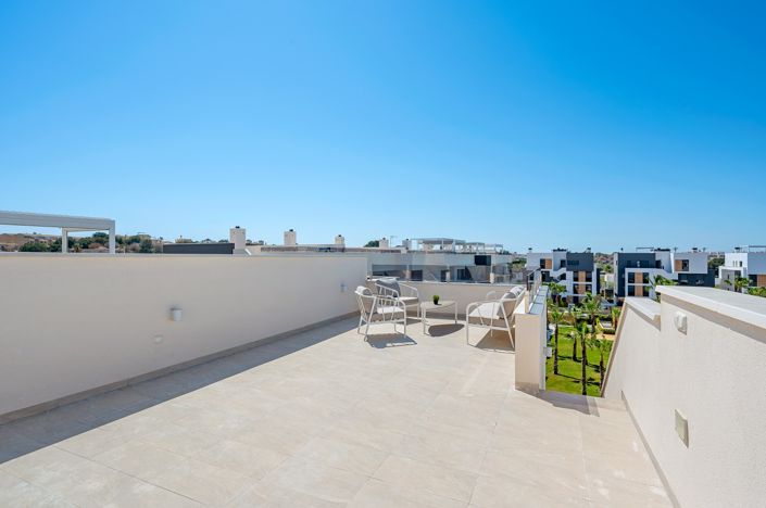 Image No.25-2 Bed Apartment for sale