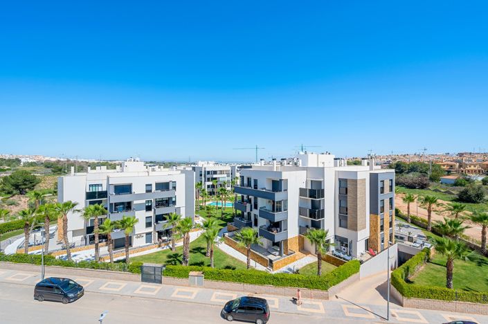 Image No.40-2 Bed Apartment for sale