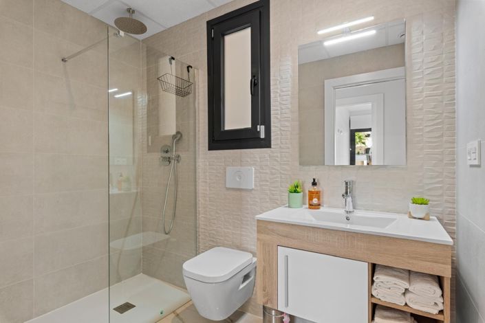 Image No.22-2 Bed Apartment for sale