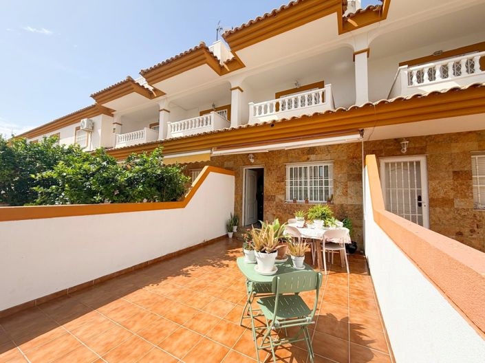 Image No.2-3 Bed Villa for sale