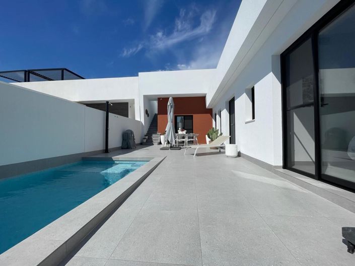 Image No.20-3 Bed Villa for sale