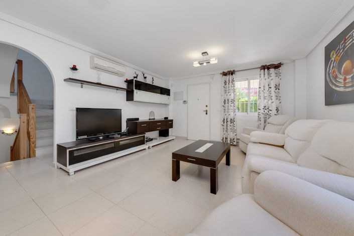Image No.5-3 Bed Townhouse for sale