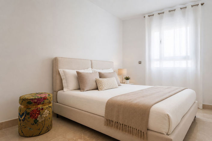 Image No.10-3 Bed Apartment for sale