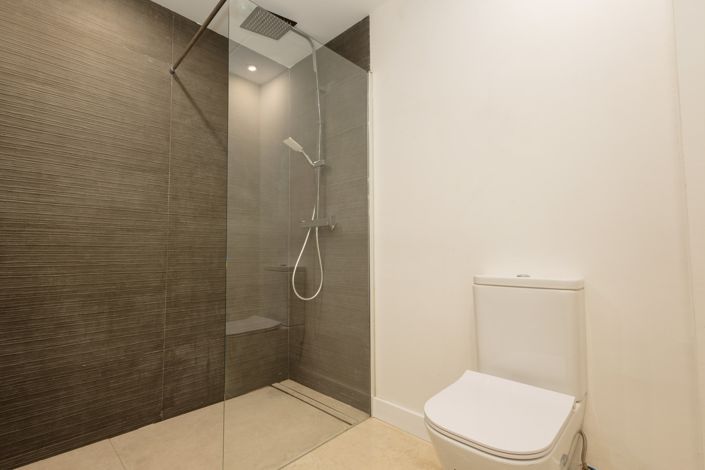 Image No.21-2 Bed Apartment for sale