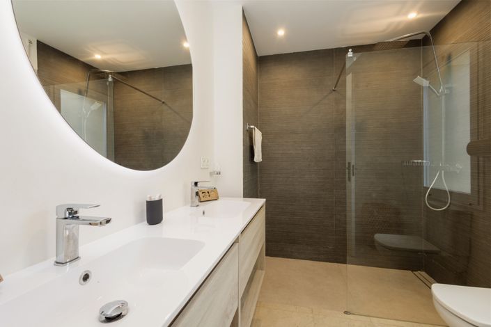 Image No.25-2 Bed Apartment for sale