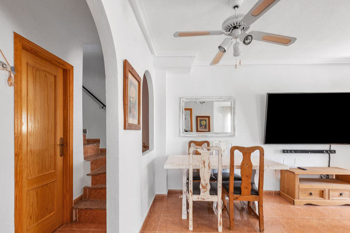 Image No.10-3 Bed Semi-Detached for sale
