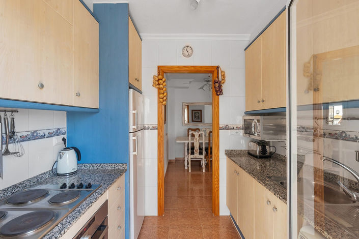 Image No.14-3 Bed Semi-Detached for sale