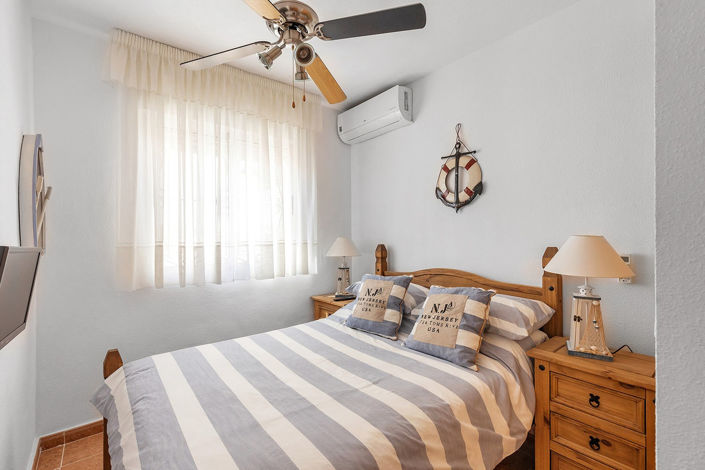Image No.17-3 Bed Semi-Detached for sale