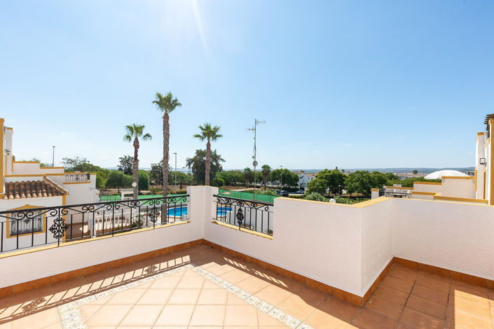 Image No.25-3 Bed Semi-Detached for sale