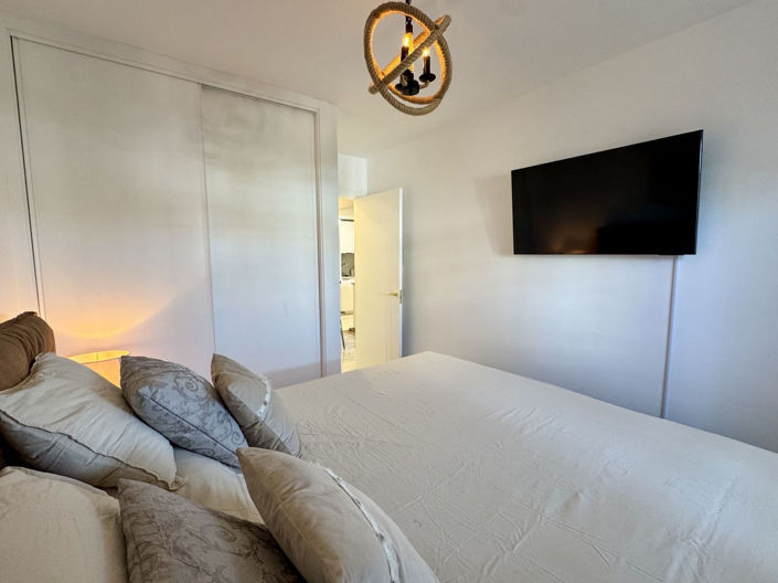 Image No.16-2 Bed Apartment for sale