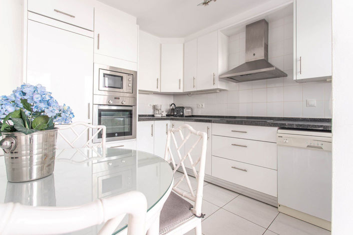 Image No.12-2 Bed Semi-Detached for sale