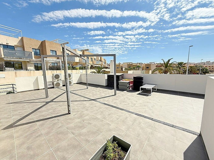 Image No.31-3 Bed Villa for sale
