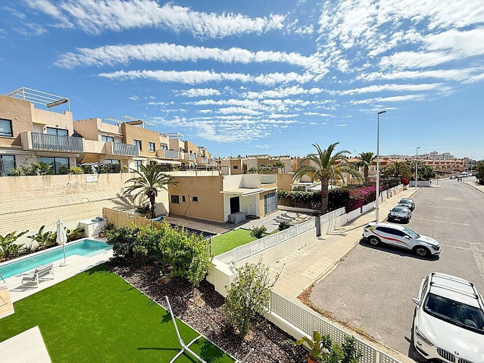 Image No.32-3 Bed Villa for sale