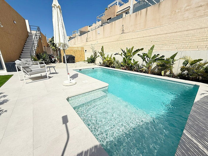 Image No.35-3 Bed Villa for sale