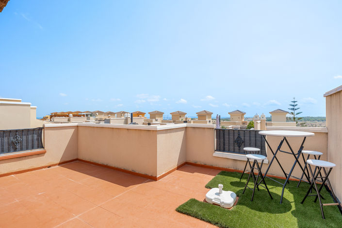 Image No.32-3 Bed Townhouse for sale