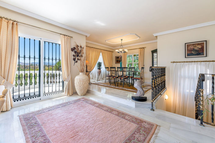 Image No.15-3 Bed Villa for sale