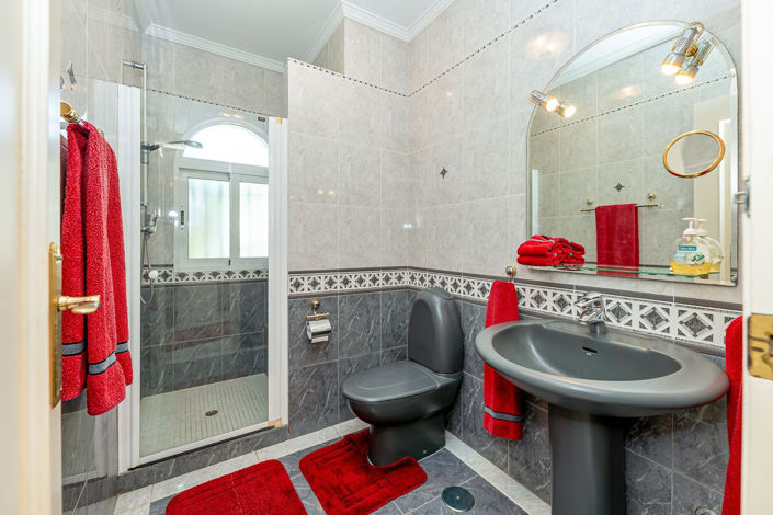 Image No.38-3 Bed Villa for sale