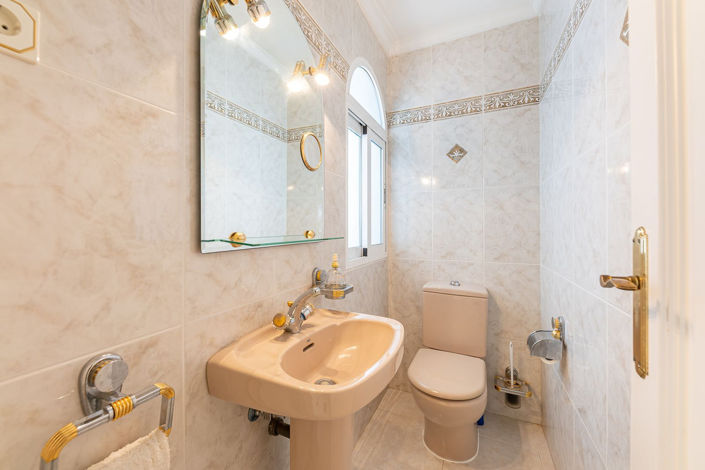 Image No.44-3 Bed Villa for sale