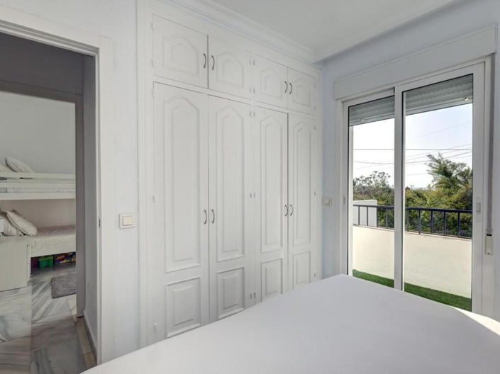 Image No.23-6 Bed Villa for sale