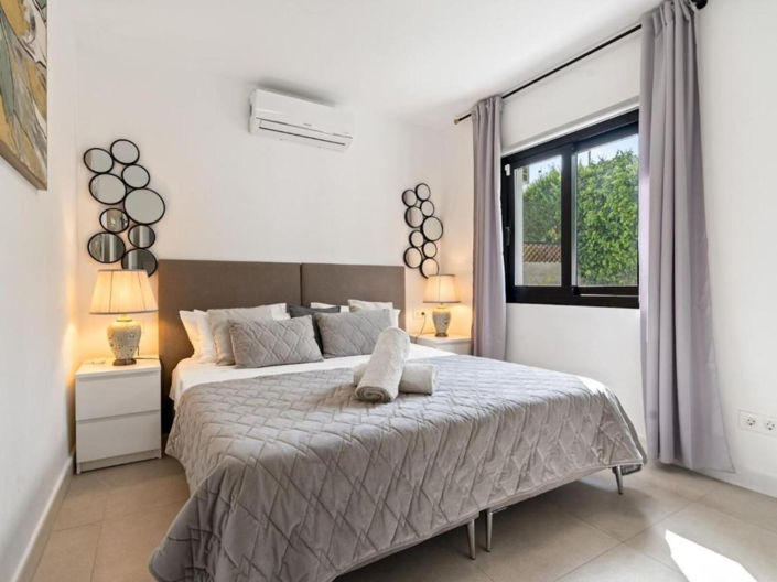 Image No.29-6 Bed Villa for sale