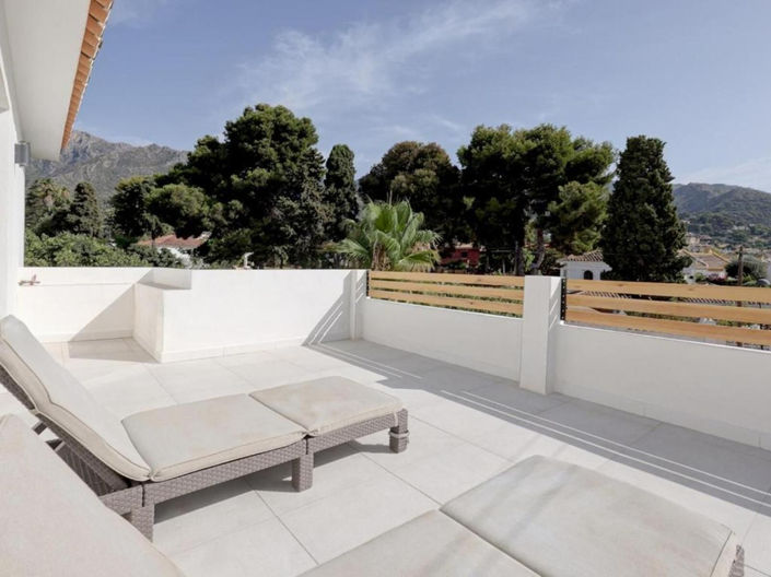 Image No.35-6 Bed Villa for sale