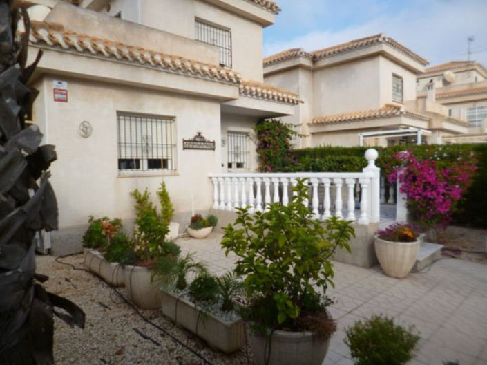 Image No.2-Villa de 3 chambres à vendre à Orihuela Costa
