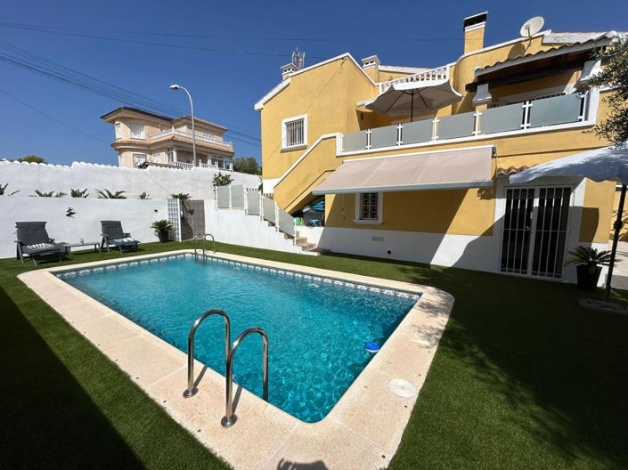 Image No.4-3 Bed Villa for sale