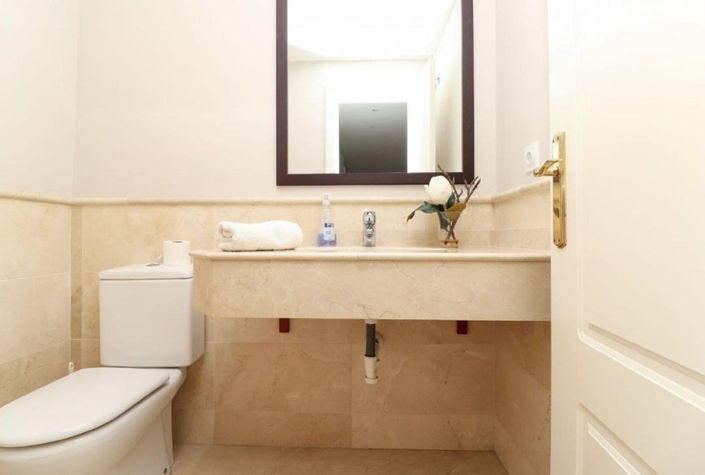 Image No.28-2 Bed Apartment for sale