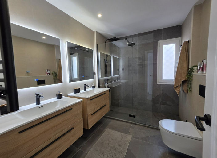 Image No.9-3 Bed Apartment for sale