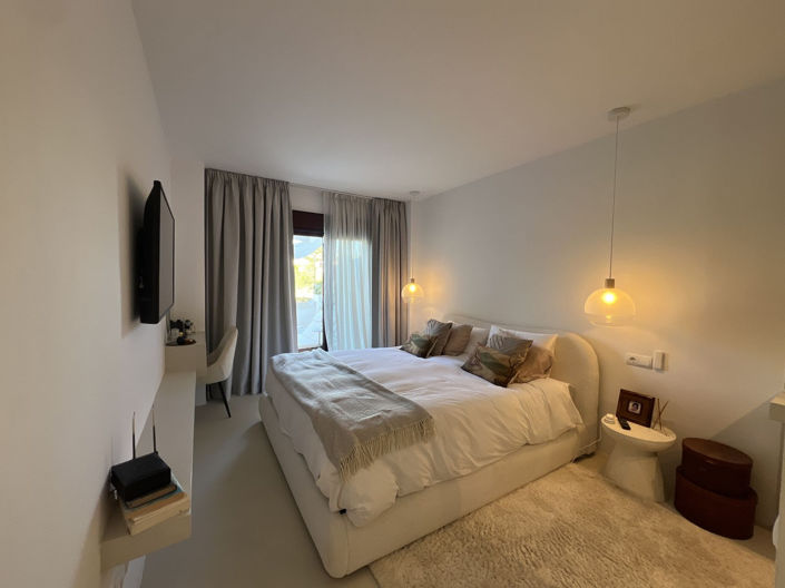 Image No.11-3 Bed Apartment for sale