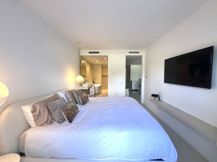 Image No.12-3 Bed Apartment for sale