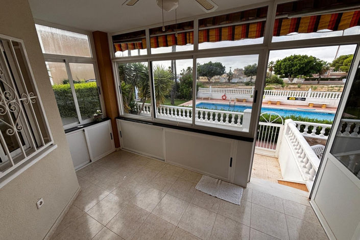 Image No.24-4 Bed Townhouse for sale